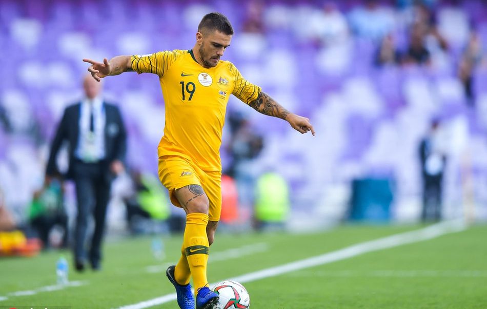 里程碑夜！夏洛特黄蜂手感冰凉；CBA常规赛今夜刷纪录；管理层满意；轮换策略成焦点的简单介绍-爱游戏ayx网址